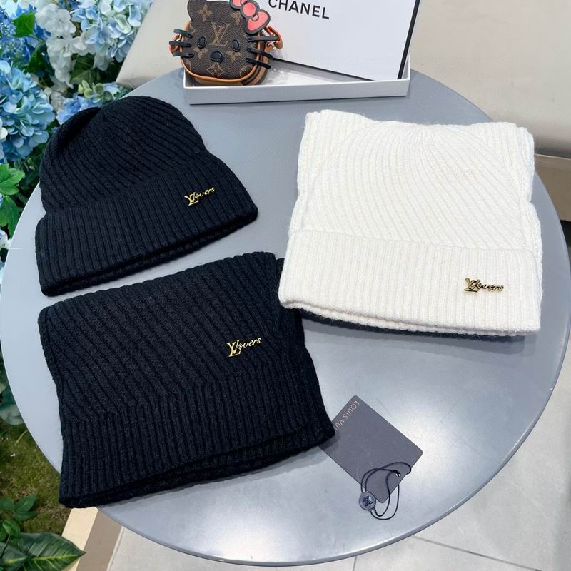 LV scarf Hat 112504